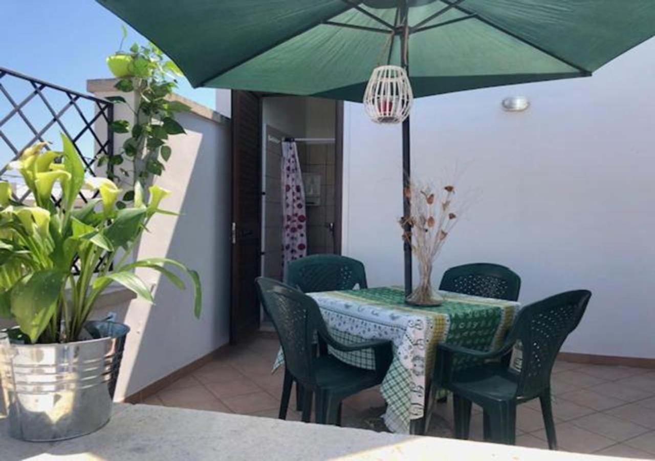 Odegos Appartamento Matilda Roca Exterior photo